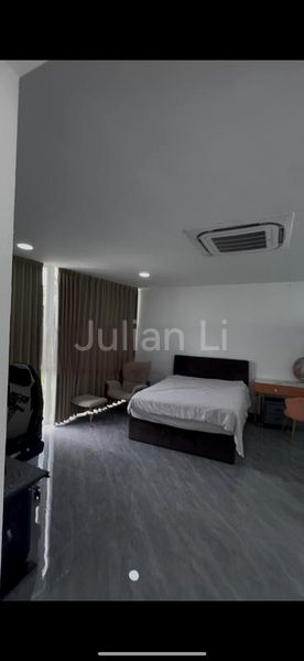 8 Bed Bungalow (Landed) for Rent in  Wak Hassan Drive - Image 4